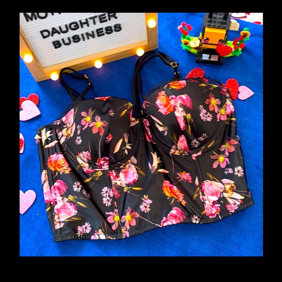 SOLD ON Curtsy NEW Black Floral Bustier Corset - Picture 5 of 8